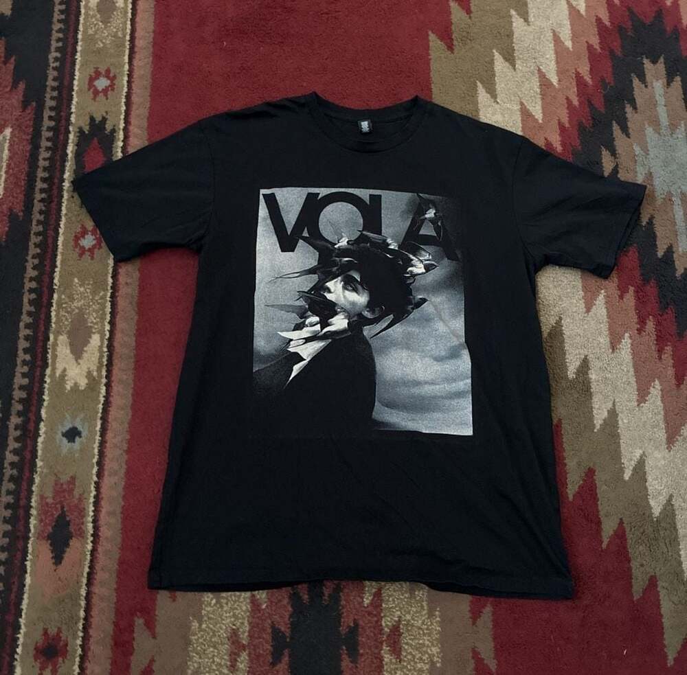 VOLA Band Graphic Print T-Shirt Black Staple AS Colour Size XL
